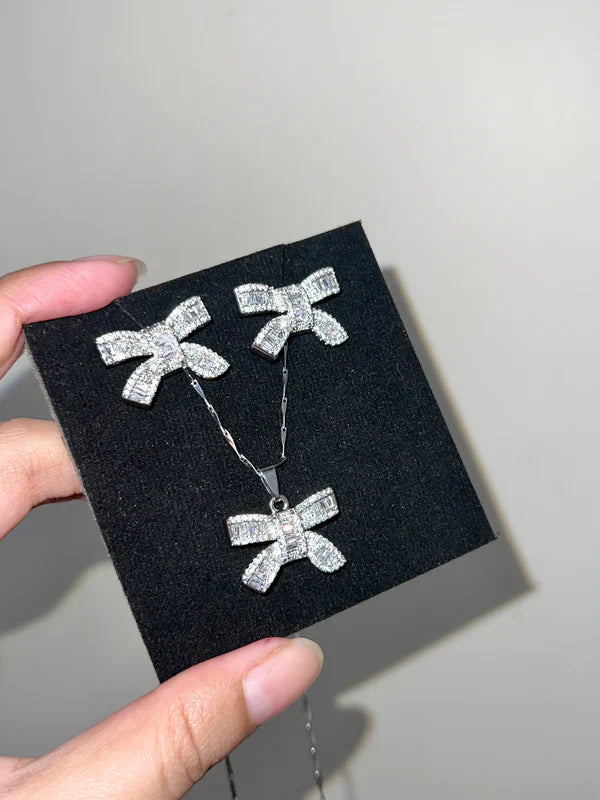 Luxurious Titanium Zircon Bow Set